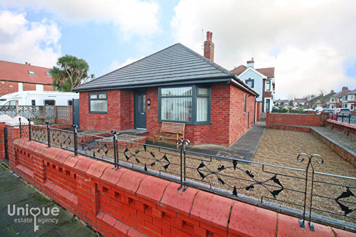 2 Bedroom Bungalow For Sale In Grasmere Avenue, Fleetwood, FY7