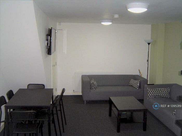 6 Bedroom Terraced House To Rent In Albany Road, Kensington, Liverpool, L7