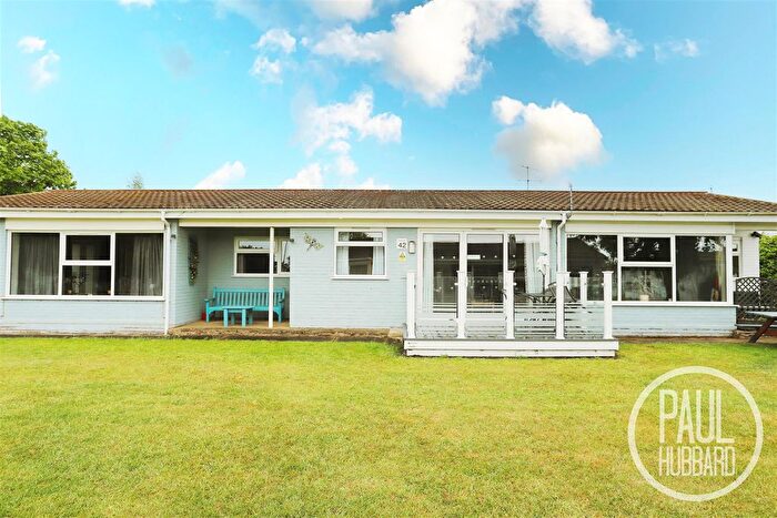 Chalet For Sale In Marsh Road, Oulton Broad, NR33