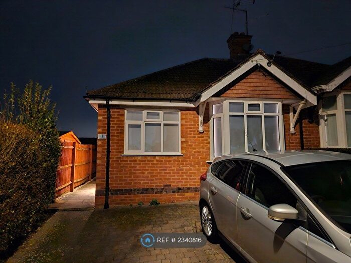 2 Bedroom Bungalow To Rent In Trevor Close, Northampton, NN5