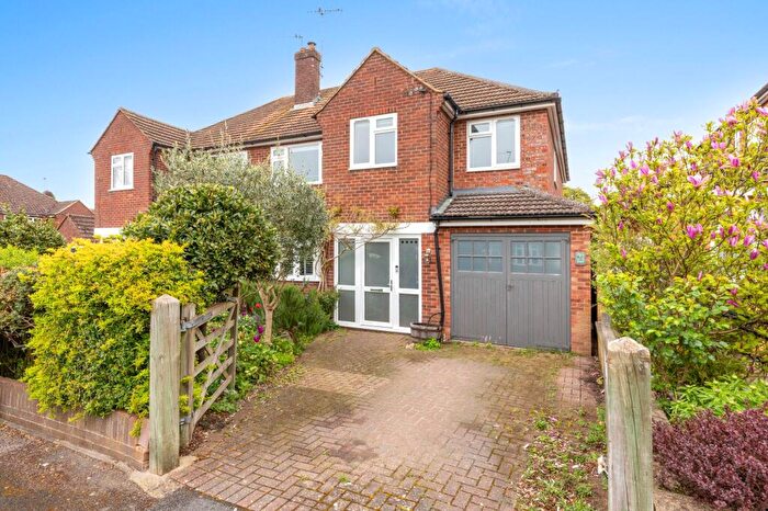 4 Bedroom Semi-Detached House To Rent In Chiltern Close, Princes Risborough, HP27