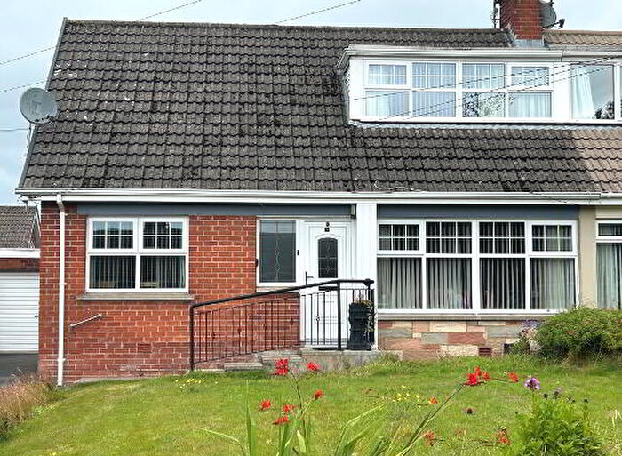 3 Bedroom Semi-detached Chalet Bungalows For Sale In Westand Park, Cookstown, BT80