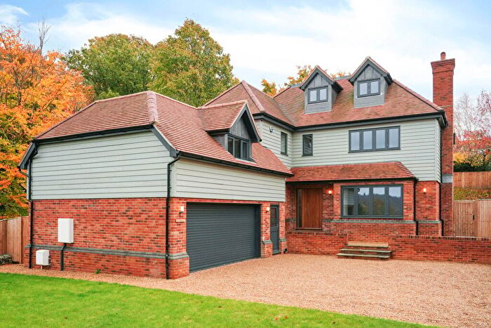 5 Bedroom Detached House For Sale In Rockfield Road, Oxted, RH8