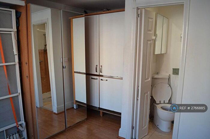 Studio To Rent In Blandford Road, Beckenham, BR3