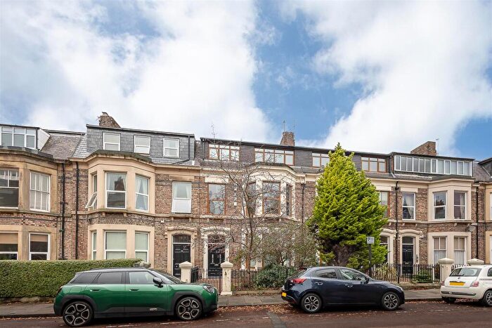 2 Bedroom Flat For Sale In Eskdale Terrace, Jesmond, Newcastle Upon Tyne, NE2