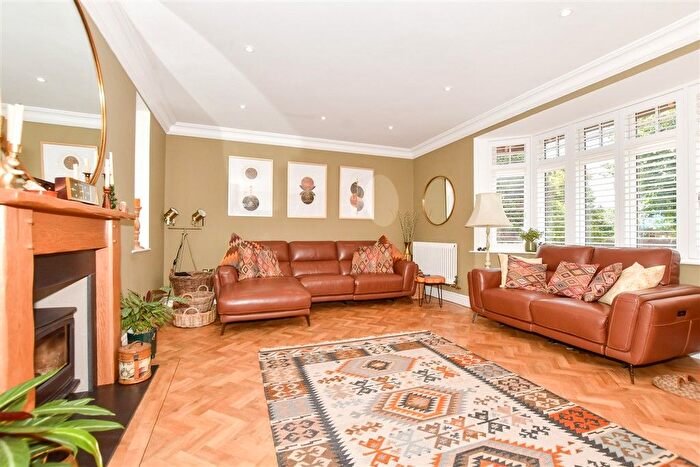 4 Bedroom Detached House For Sale In Cherry Garden Lane, Folkestone, Kent, CT19