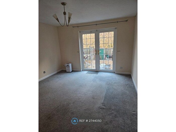 2 Bedroom Terraced House To Rent In Springford Gardens, Southampton, SO16