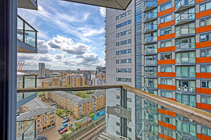 1 Bedroom Flat For Sale In Neutron Tower, Canary Wharf, E14