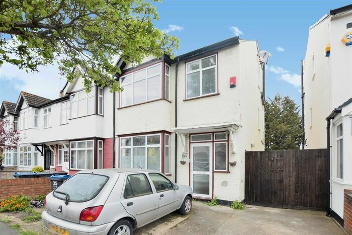 4 Bedroom Property To Rent In Colwood Gardens, Colliers Wood, London, SW19