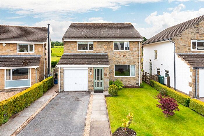 4 Bedroom Detached House For Sale In Abbey Close, Addingham, Ilkley, West Yorkshire, LS29