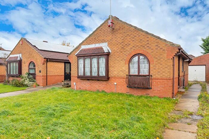 3 Bedroom Detached Bungalow For Sale In Hazelcroft, Bradford, West Yorkshire, BD2