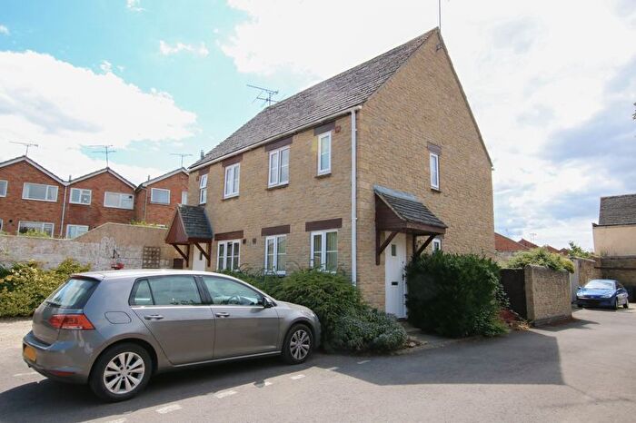2 Bedroom Semi-Detached House To Rent In Nichol Court, Faringdon, SN7