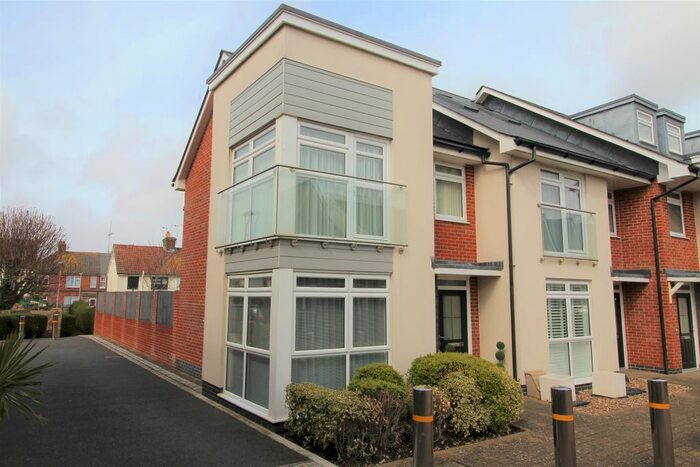 2 Bedroom End Of Terrace House To Rent In Stabler Way, Poole, BH15