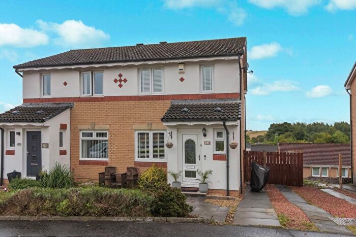 3 Bedroom Semi-Detached House For Sale In Alloway Drive, Paisley, Renfrewshire, PA2