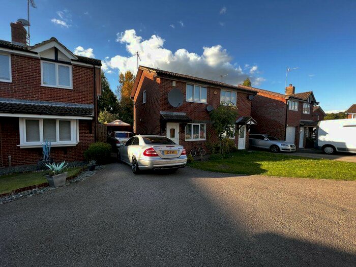2 Bedroom Semi-Detached House To Rent In Catchpole Close, Corby, NN18