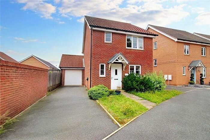 3 Bedroom Detached House For Sale In Freesia Way, Cringleford, Norwich, NR4
