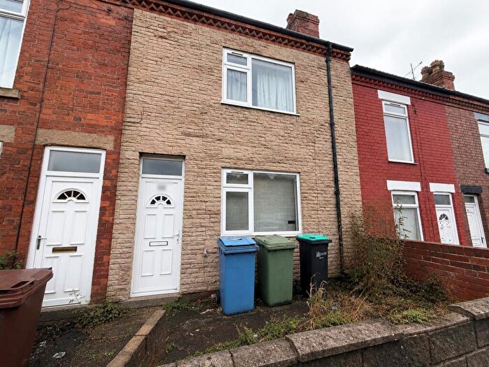 2 Bedroom House To Rent In Leeming Lane South, Mansfield Woodhouse, NG19