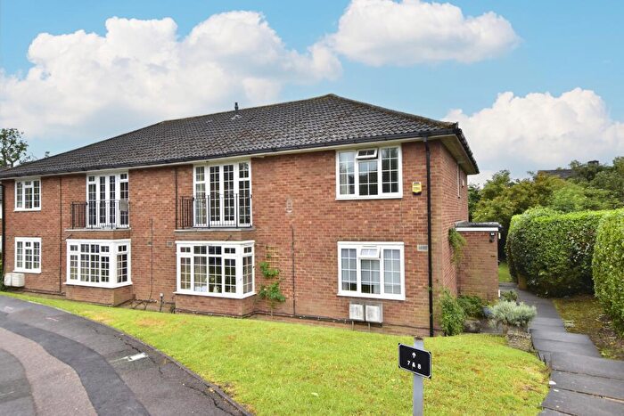 2 Bedroom Maisonette For Sale In Wildoaks Close, Northwood, HA6