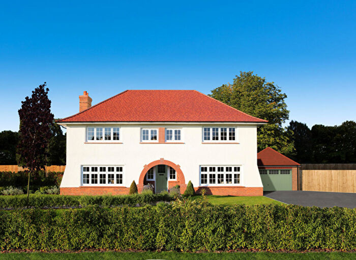 5 Bedroom Detached House For Sale In London Road, East Hoathly, East Sussex, BN8