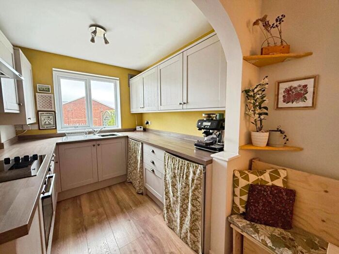 3 Bedroom Mews For Sale In Roan Mews, Macclesfield, SK11