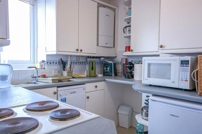1 Bedroom Apartment For Sale In Crag Path, Aldeburgh, IP15