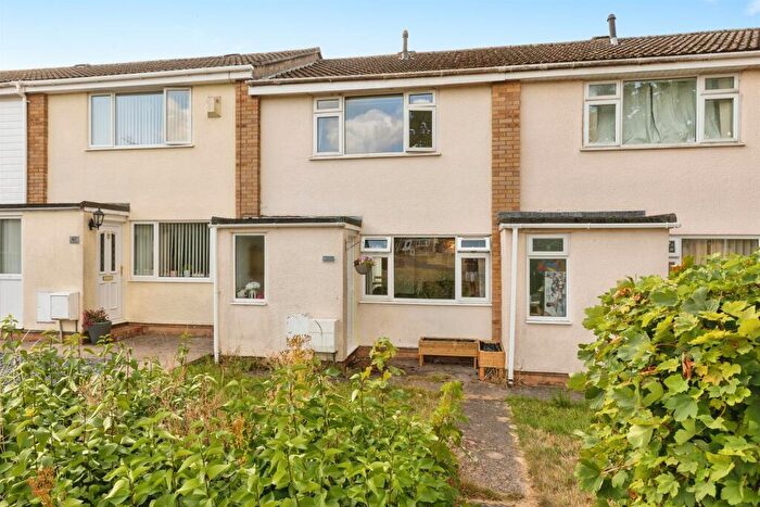 2 Bedroom End Of Terrace House For Sale In Northfield, Yate, Bristol, BS37