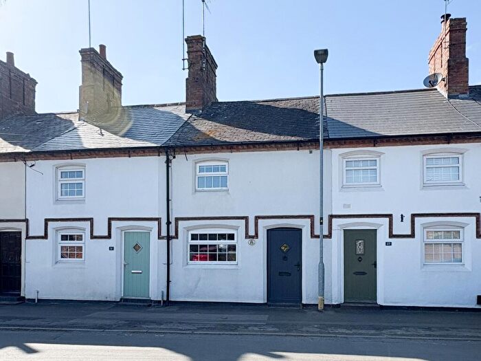 2 Bedroom Cottage For Sale In Main Street, Great Glen, Leicester, LE8