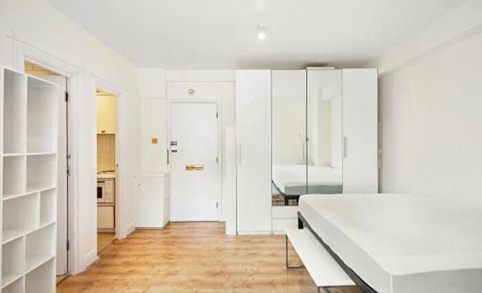 Studio To Rent In Clipstone Street, Fitzrovia, London, W1W