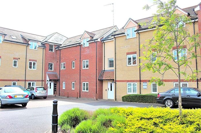 2 Bedroom Apartment To Rent In Manse Gardens, Haslers Lane, Dunmow, CM6