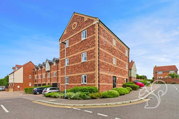 2 Bedroom Apartment For Sale In Blunden Close, Long Melford, CO10