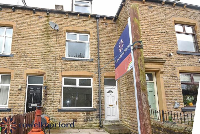 3 Bedroom Terraced House To Rent In Cornholme Terrace, Todmorden, OL14