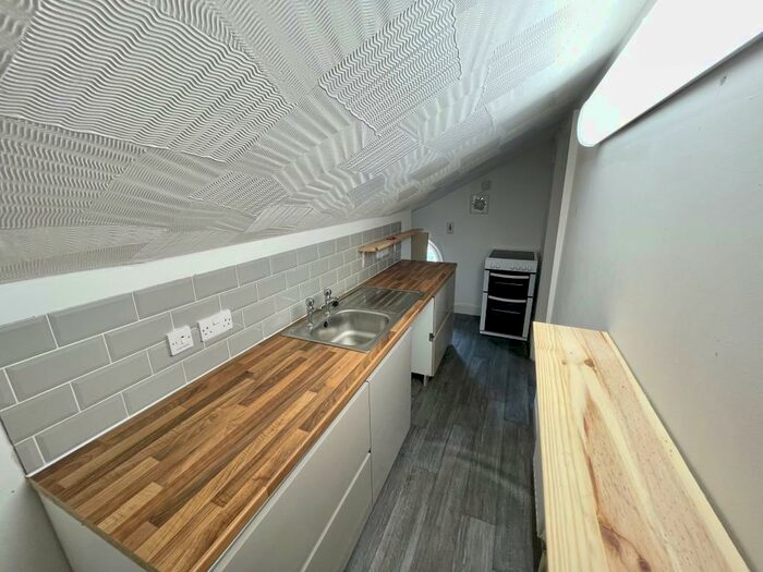 1 Bedroom Flat To Rent In London Road South, Lowestoft, NR33