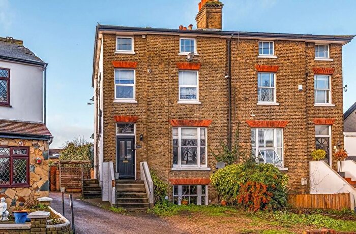 1 Bedroom Flat For Sale In Green Lane, Chislehurst, Kent, BR7