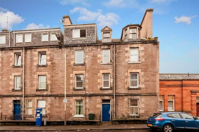 1 Bedroom Flat To Rent In Alexandra Street, Perth, Perthshire, PH2