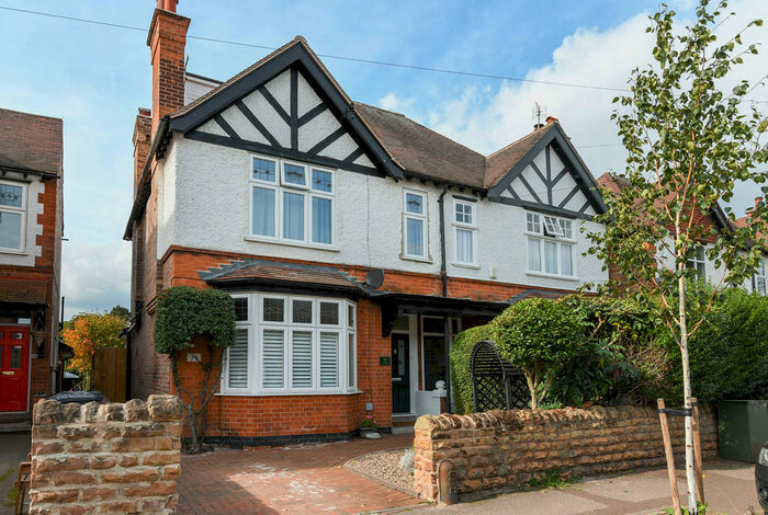 5 Bedroom Semi-Detached House To Rent In Edward Road, West Bridgford, NG2