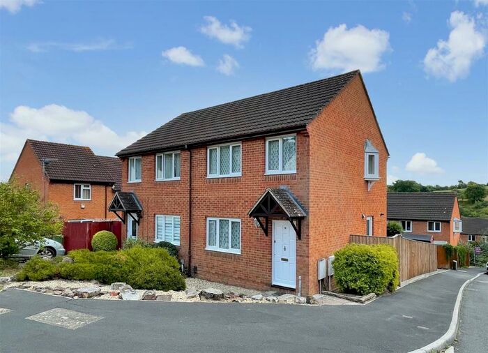 3 Bedroom Semi-Detached House To Rent In Cornflower Hill, Exwick, Exeter, EX4
