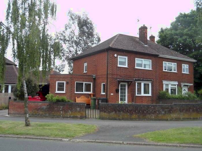 3 Bedroom Property To Rent In Studfall Avenue, Corby, NN17