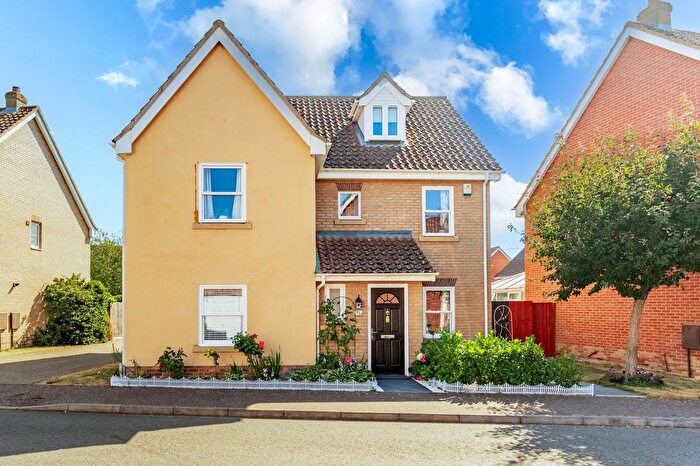 5 Bedroom Detached House For Sale In Field Maple Road, Watton, IP25
