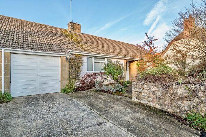 3 Bedroom Bungalow For Sale In Stoke St. Mary, Taunton, TA3