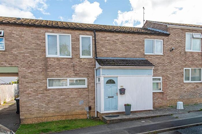 3 Bedroom End Of Terrace House For Sale In Spilsby Close, Corby, NN18