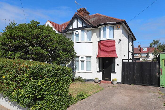 3 Bedroom Semi-Detached House For Sale In Welbeck Road, Harrow, HA2