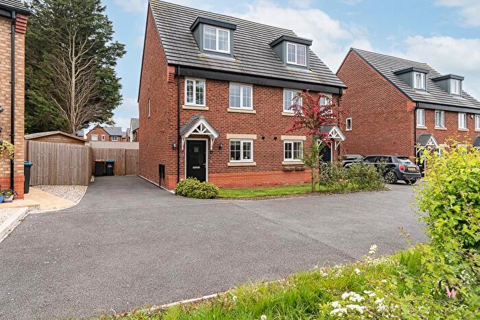 3 Bedroom Semi-Detached House For Sale In Tighe Avenue, Winsford, CW7