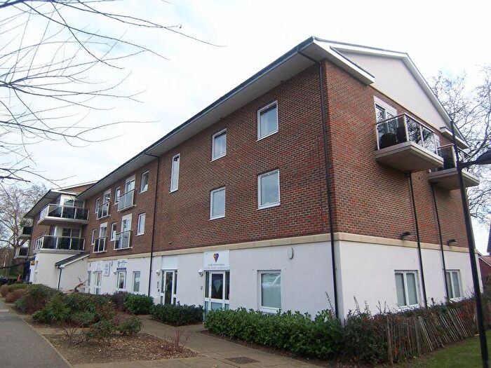 1 Bedroom Flat To Rent In Maplehurst Close, Bexley Park, DA2