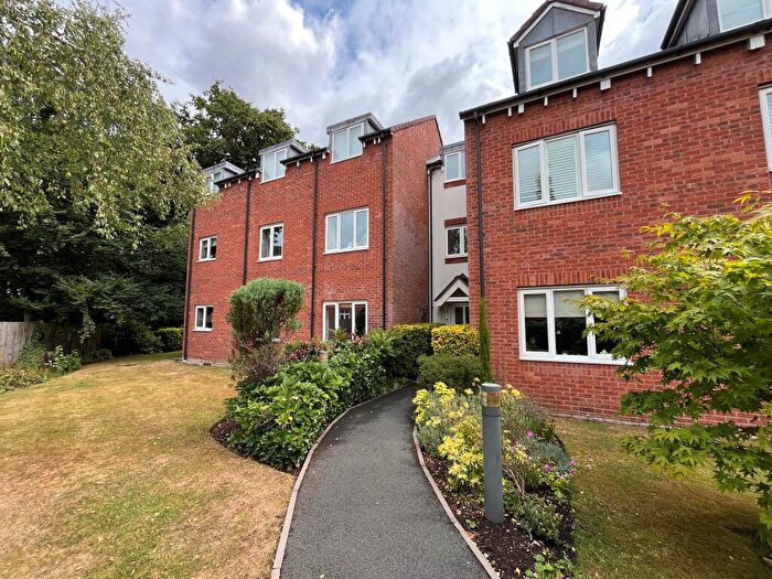 2 Bedroom Apartment To Rent In Francis House, Solihull, B91