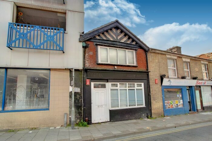 1 Bedroom Flat To Rent In Norwich Road, Ipswich, IP1