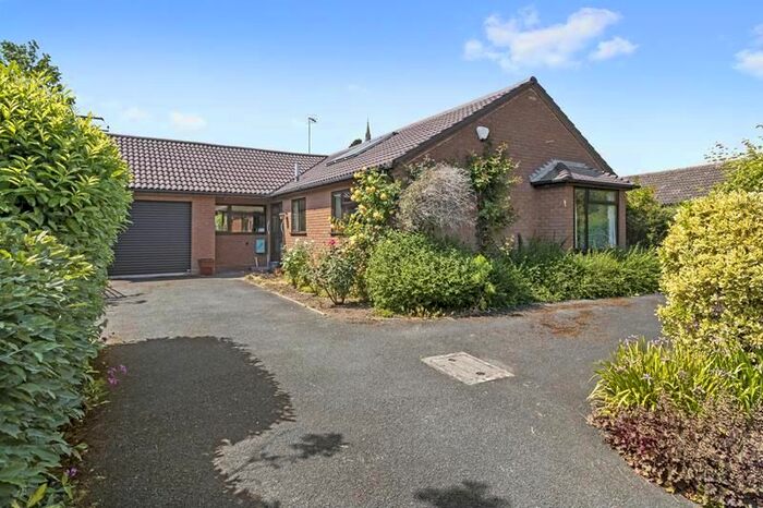 4 Bedroom Bungalow For Sale In Hanley Orchard, Hanley Swan, Worcester, Worcestershire, WR8