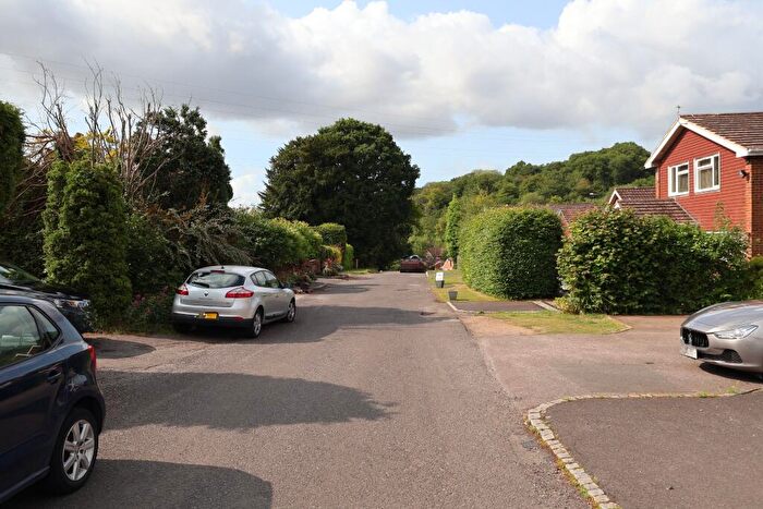 4 Bedroom Detached House For Sale In South Road, Horndean, PO8