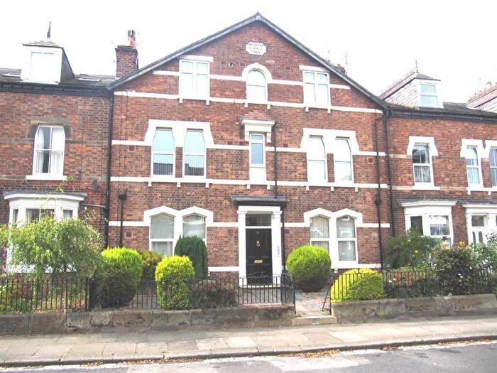 6 Bedroom Block Of Apartments For Sale In Cleveland Avenue, Darlington, DL3
