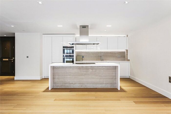 3 Bedroom Flat For Sale In Thomas Earle House, Warwick Lane, London, W14