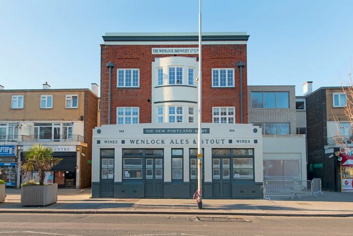 1 Bedroom Flat To Rent In Wandsworth Road, London, SW8